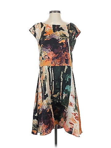 Alice + Olivia Casual Dress (view 1)