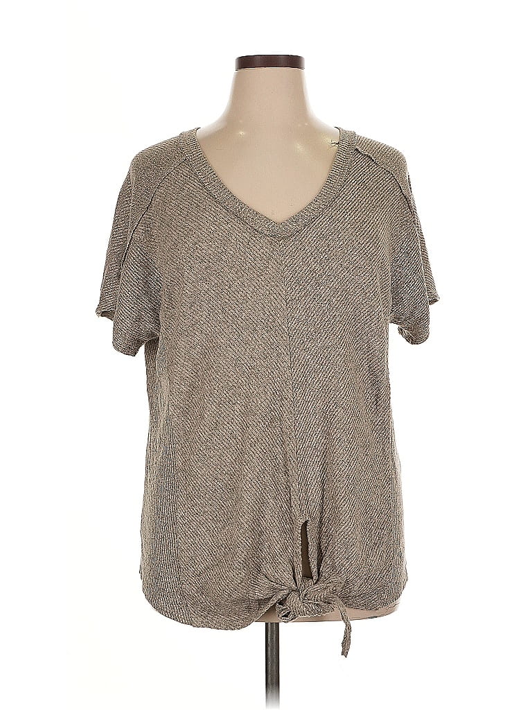 DAYTRIP Pre-owned Short Sleeve T-shirt In Gray
