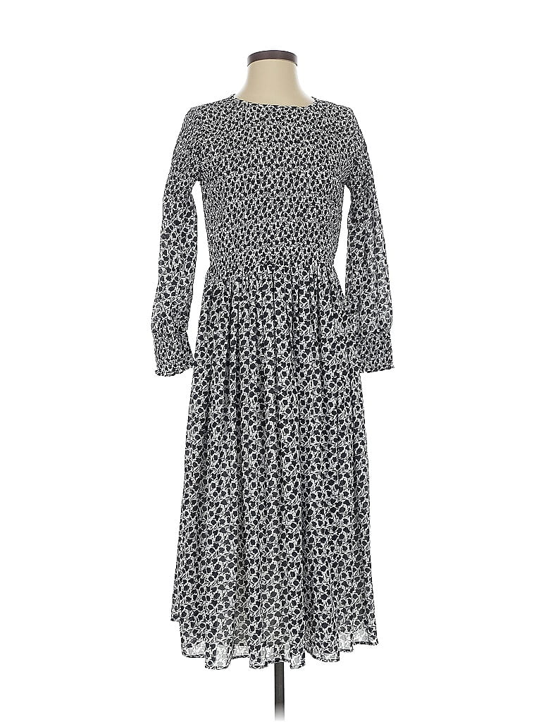 Click to view more detailed imagery on our partner's website Pre-owned Ann Taylor Casual Dress In Gray