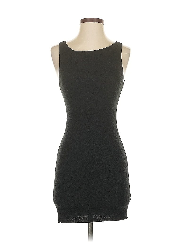 Click to view more detailed imagery on our partner's website Pre-owned Artless Forever Casual Dress In Black
