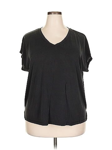 24/7 Maurices Short Sleeve T-Shirt (view 1)