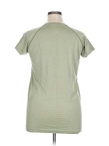 Lululemon Athletica Short Sleeve T-Shirt (view 2)