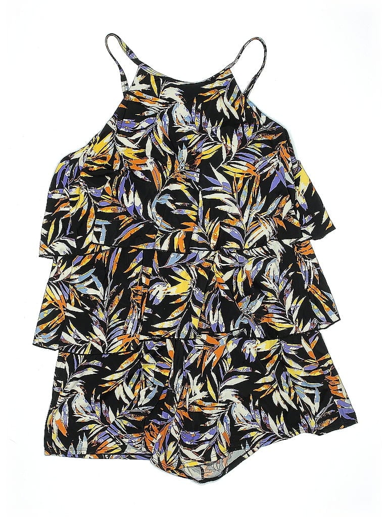 Click to view more detailed imagery on our partner's website Pre-owned Fit 4 U Swimsuit Cover Up In Black