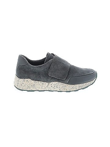 Vince. Sneakers (view 1)