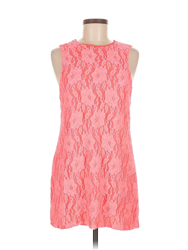 Click to view more detailed imagery on our partner's website Pre-owned Naven Sleeveless Top Pink Halter Neckline Tops