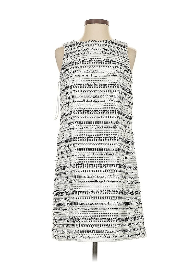 Click to view more detailed imagery on our partner's website Pre-owned Cynthia Steffe Casual Dress In White