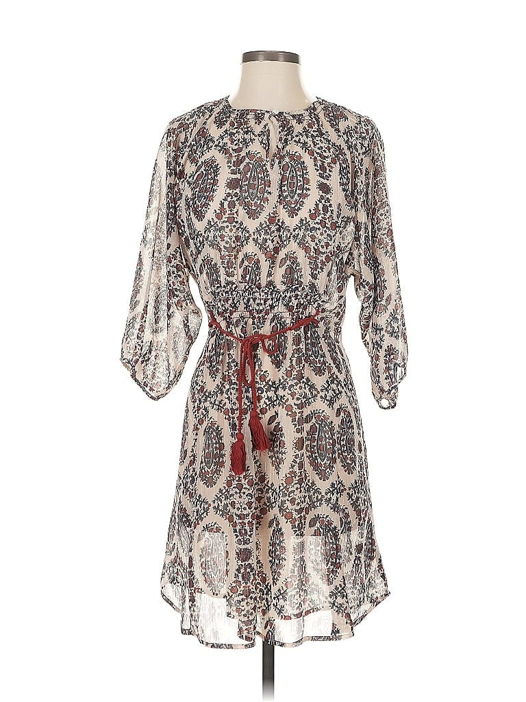 Pre-owned Floreat Casual Dress In White