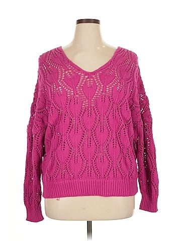 Dokotoo Pullover Sweater (view 1)