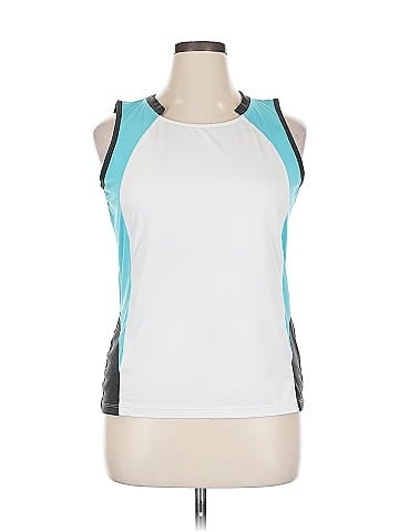 Tail Sleeveless Top (view 1)