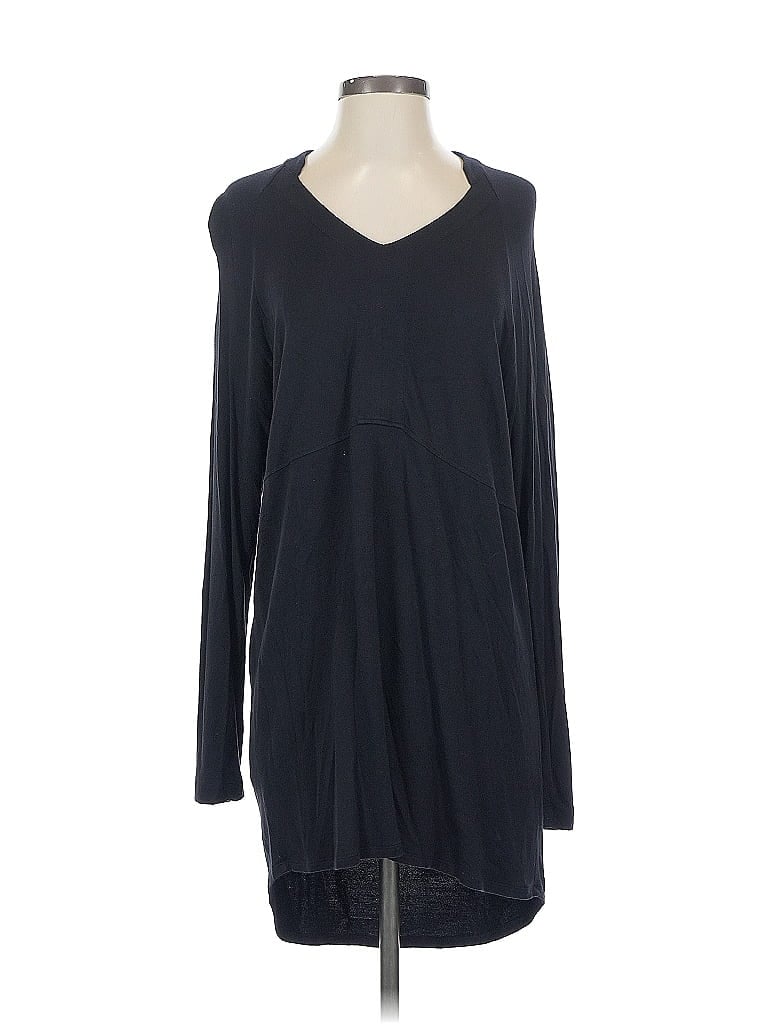 Pre-owned Cabi Long Sleeve T-shirt In Black