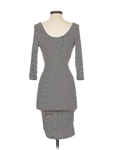 Toi et Moi Cocktail Dress (view 2)