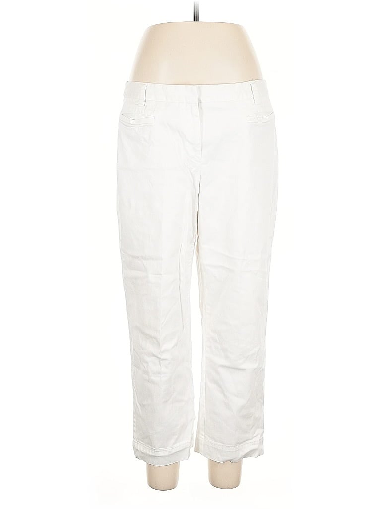 Click to view more detailed imagery on our partner's website Pre-owned Lands' End Casual Pants In White