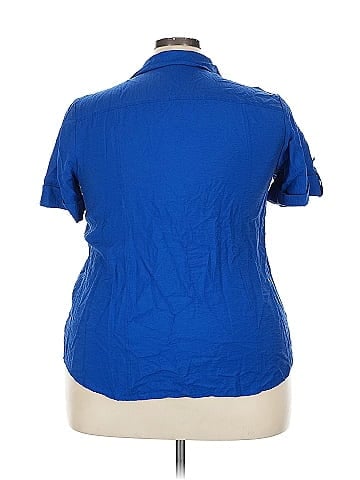 Roz & Ali Short Sleeve Button-Down Shirt (view 2)
