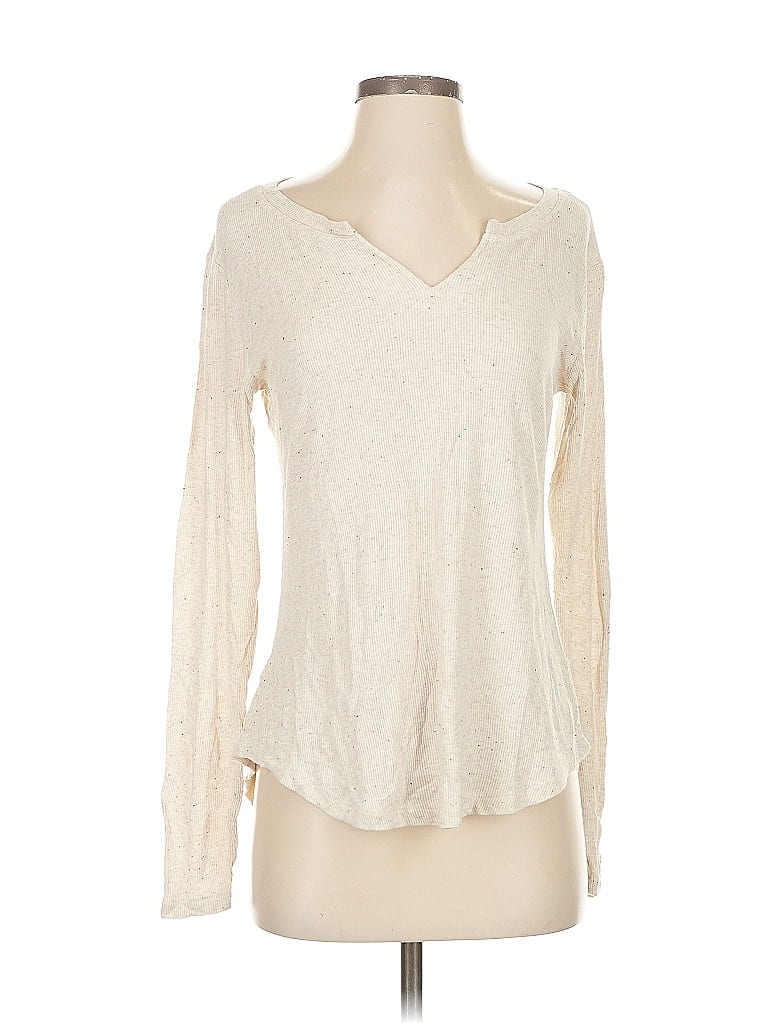 Click to view more detailed imagery on our partner's website Pre-owned Cabi Long Sleeve T-shirt In White