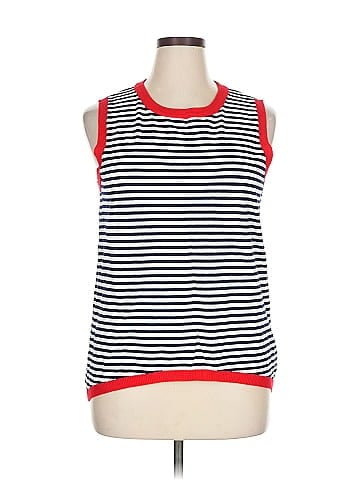 Dokotoo Sleeveless T-Shirt (view 1)