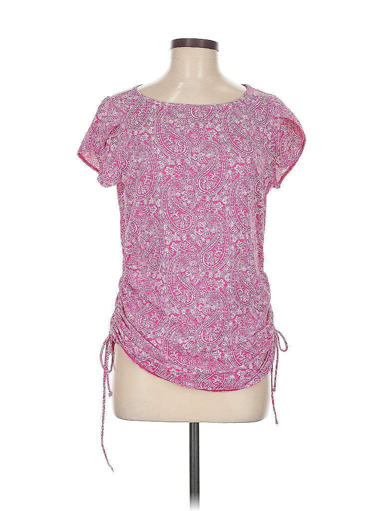 Click to view more detailed imagery on our partner's website Pre-owned Lands' End Short Sleeve Top Pink Scoop Neck Tops