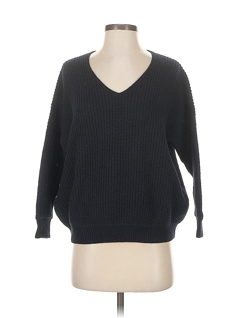 Pre-owned Vince Pullover Sweater In Black