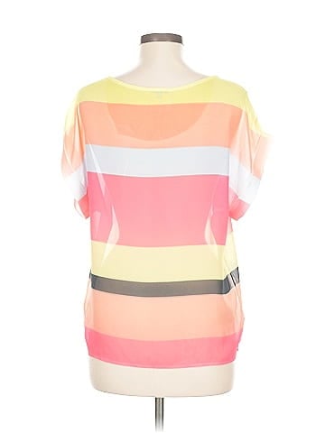 Charlotte Russe Short Sleeve Top (view 2)