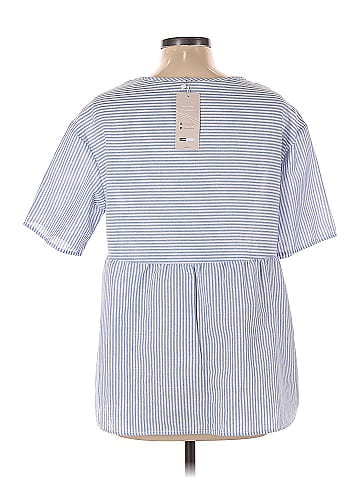 Emery Rose Short Sleeve Top (view 2)