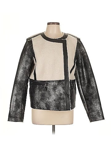 Donna Salyers' Fabulous Furs Jacket (view 1)