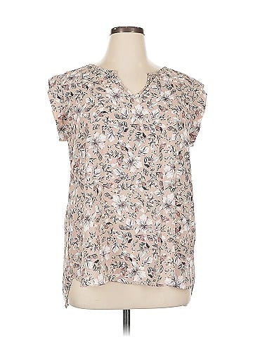 Pleione Sleeveless T-Shirt (view 1)