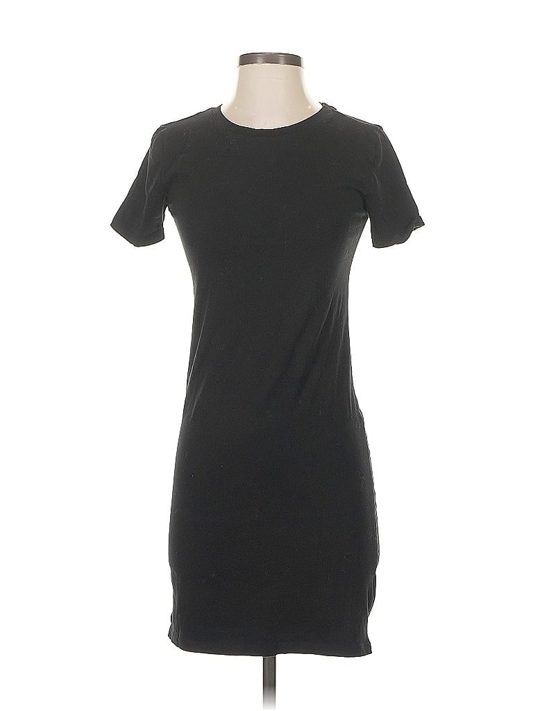 Pre-owned H&m Casual Dress In Black