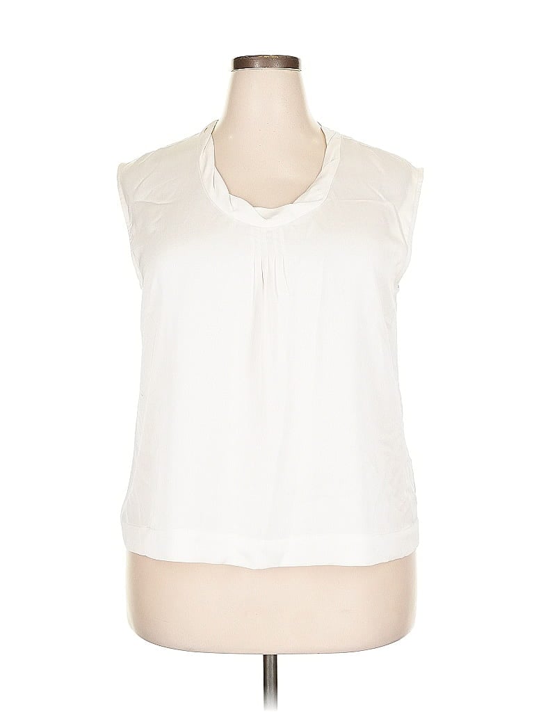 Pre-owned Nic + Zoe Sleeveless Blouse In White