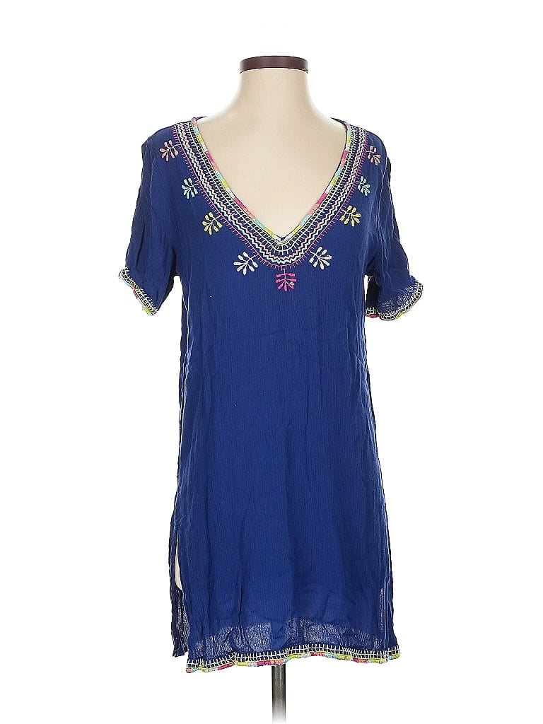 Pre-owned Francesca's Short Sleeve Blouse In Blue