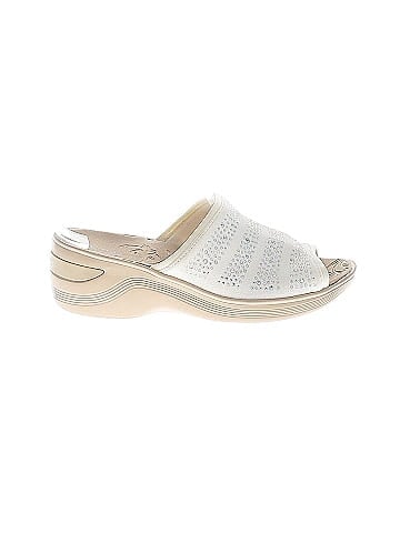 Bzees Wedges (view 1)