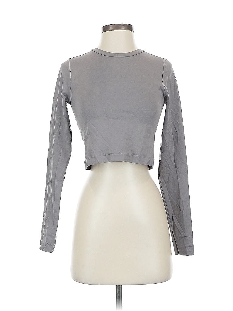 Click to view more detailed imagery on our partner's website Pre-owned Unbranded Long Sleeve Top Gray Turtleneck Tops