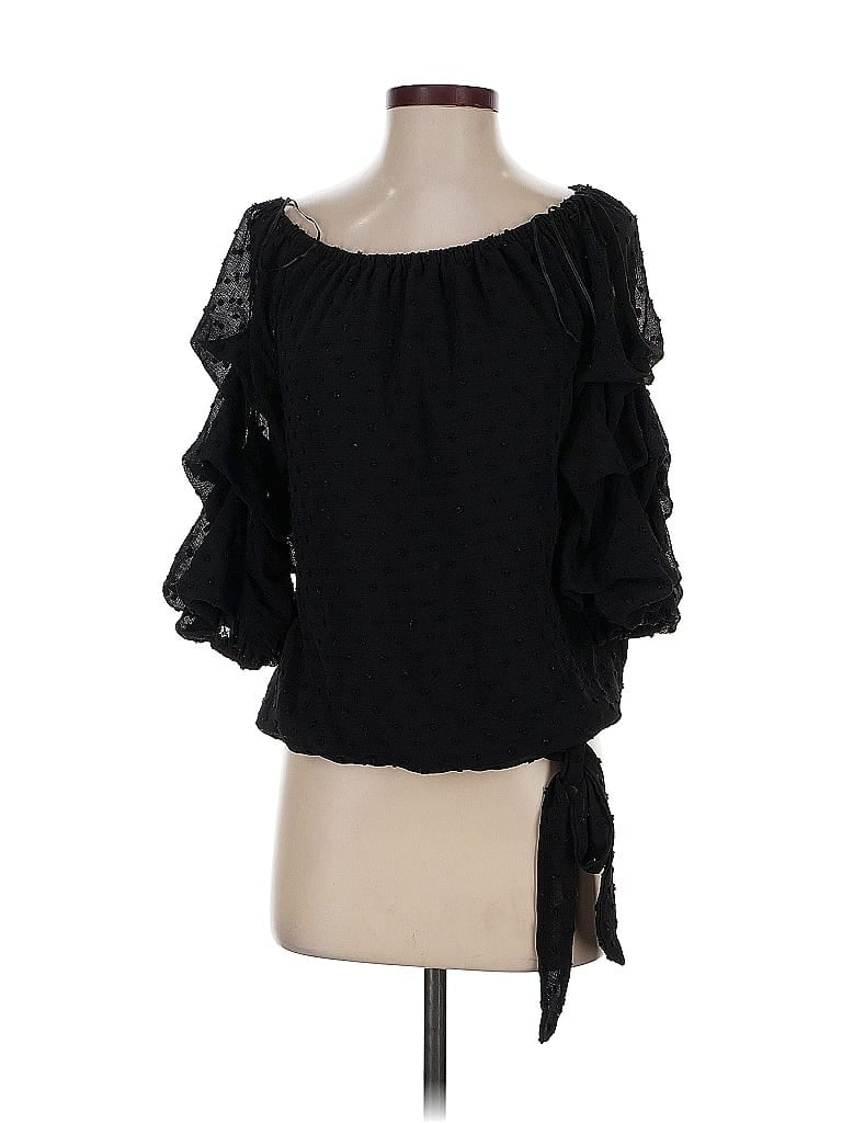 Click to view more detailed imagery on our partner's website Pre-owned Vince Camuto 3/4 Sleeve Blouse In Black