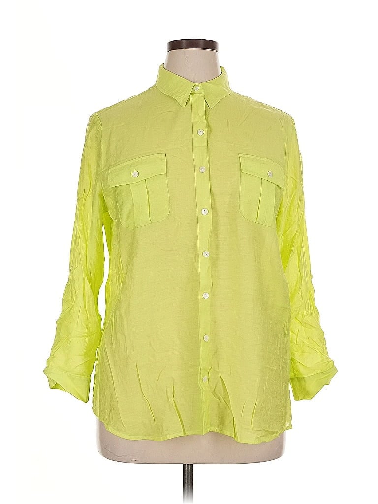 Click to view more detailed imagery on our partner's website Pre-owned Chico's 3/4 Sleeve Button Down Shirt In Green