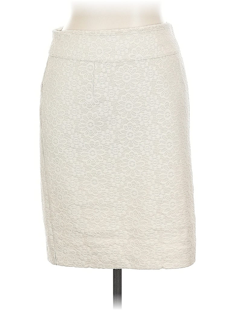 Click to view more detailed imagery on our partner's website Pre-owned Banana Republic Formal Skirt In White