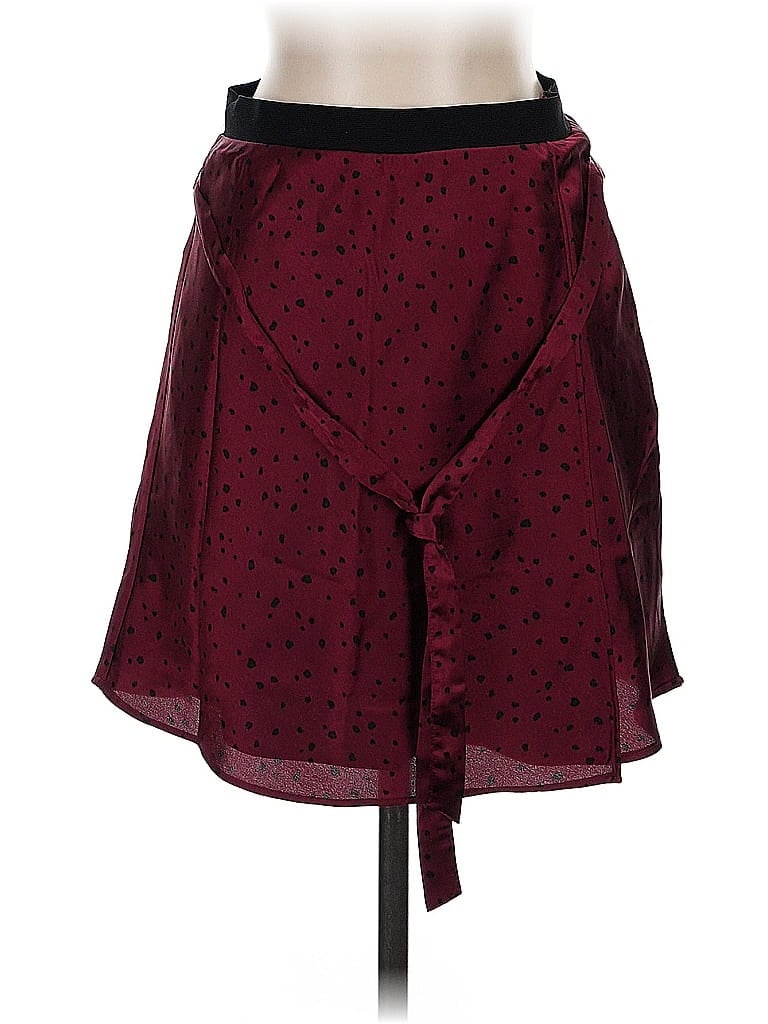 Click to view more detailed imagery on our partner's website Pre-owned Abercrombie & Fitch Casual Skirt In Burgundy