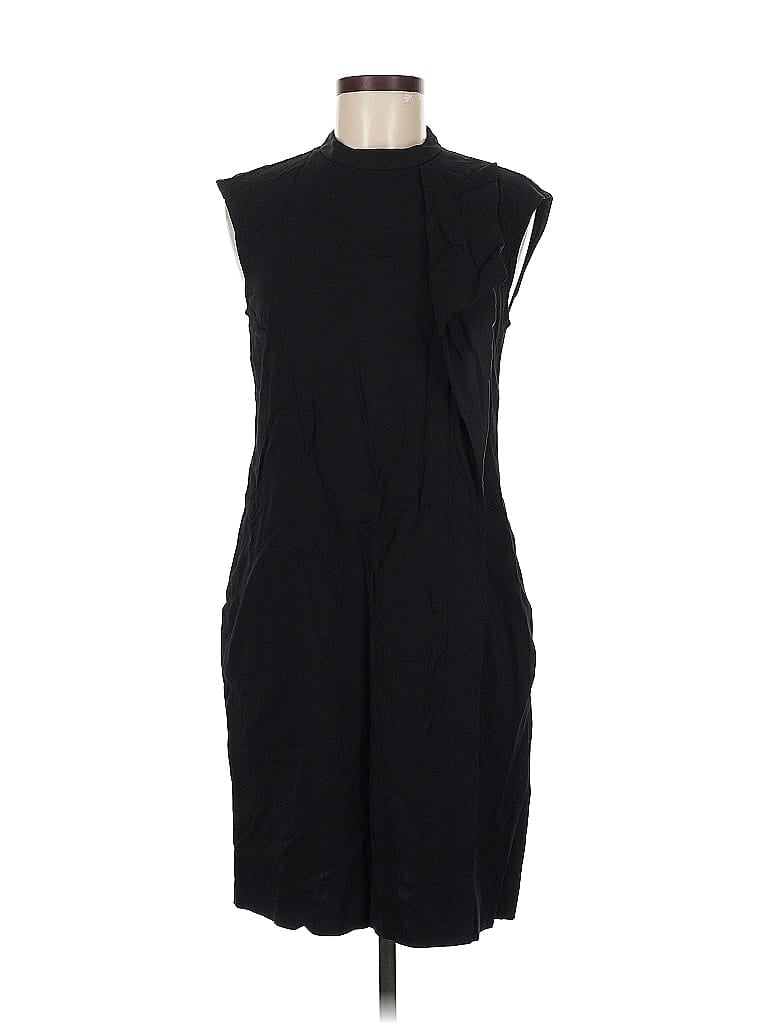 Click to view more detailed imagery on our partner's website Pre-owned Reiss Casual Dress In Black