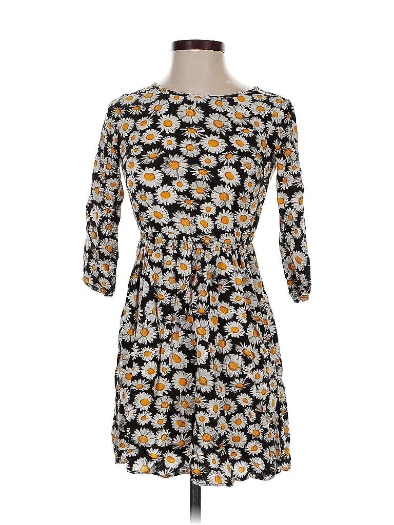 Click to view more detailed imagery on our partner's website Pre-owned Element Casual Dress In Yellow