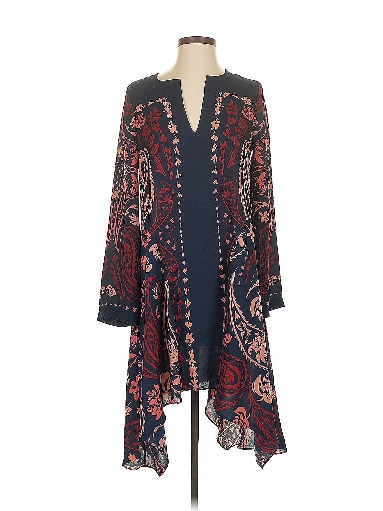 Pre-owned Bcbgmaxazria Casual Dress In Blue