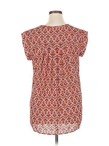 Pleione Sleeveless T-Shirt (view 2)