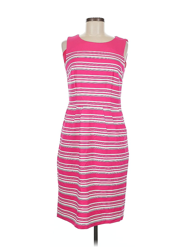 Click to view more detailed imagery on our partner's website Pre-owned Lands' End Casual Dress In Pink