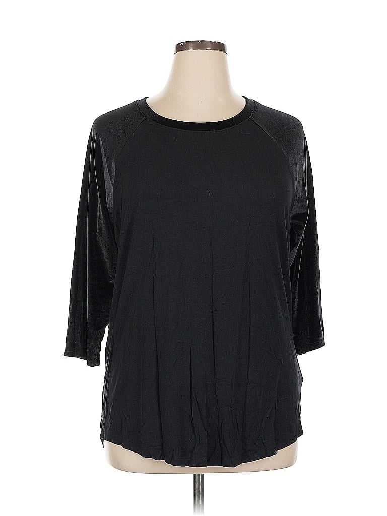 Pre-owned Torrid 3/4 Sleeve T-shirt In Black