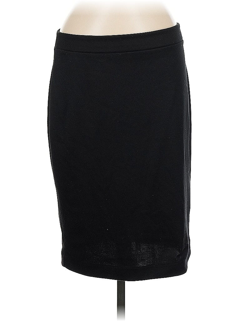 Click to view more detailed imagery on our partner's website Pre-owned Elle Casual Skirt In Black