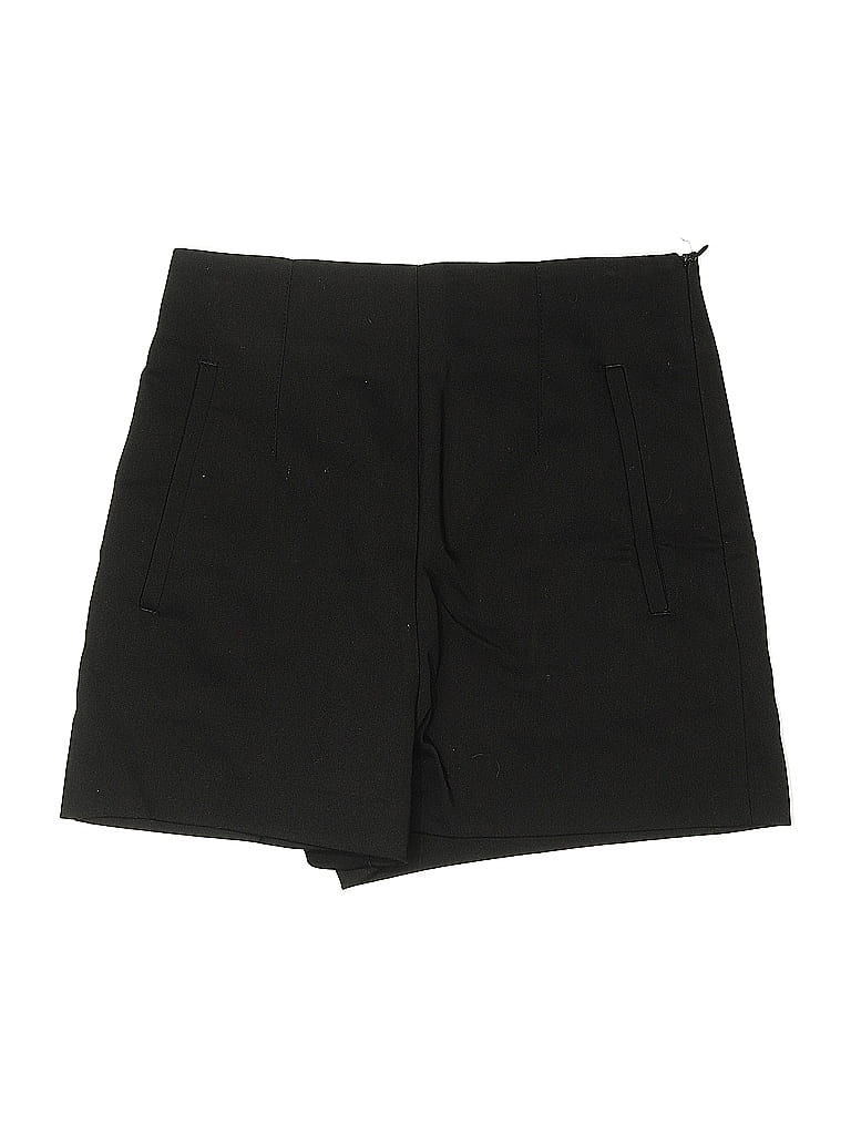 Click to view more detailed imagery on our partner's website Pre-owned Zara Shorts In Black