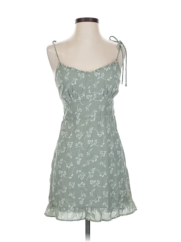 Pre-owned Abercrombie & Fitch Casual Dress In Green