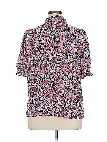 Pleione Short Sleeve Blouse (view 2)