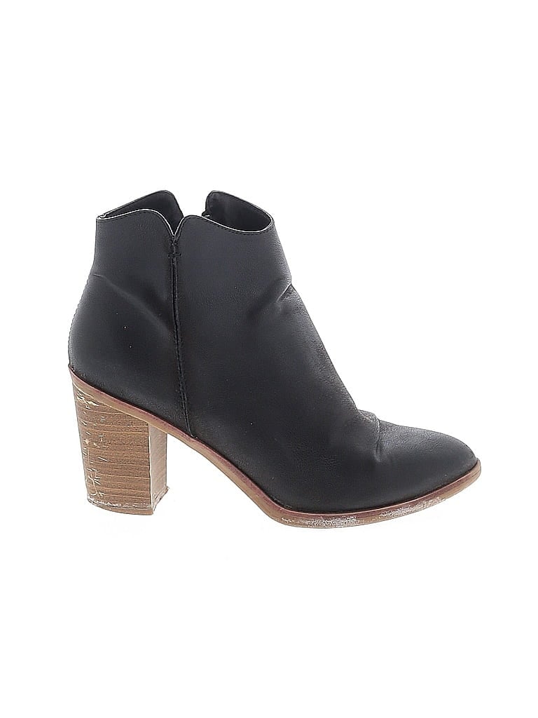 Pre-owned Mia Ankle Boots In Black