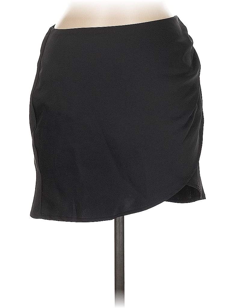 Click to view more detailed imagery on our partner's website Pre-owned Forever 21 Casual Skirt In Black