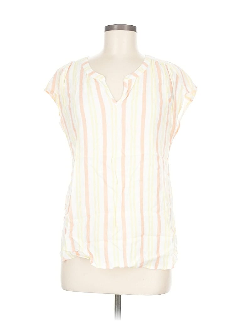 Click to view more detailed imagery on our partner's website Pre-owned Style & Co Short Sleeve Blouse In White