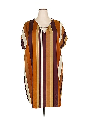 Emery Rose Casual Dress (view 1)