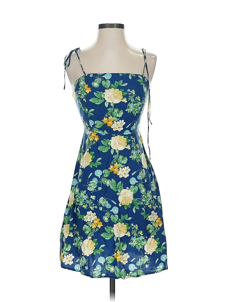 Pre-owned Old Navy Cocktail Dress In Blue