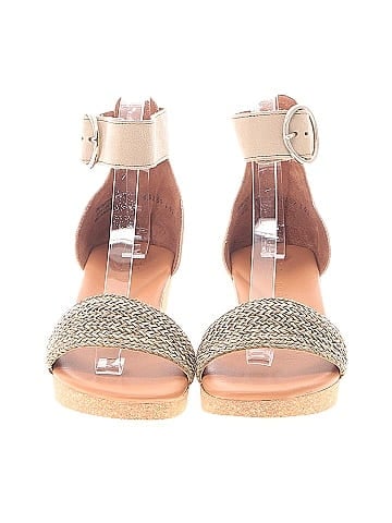 Paul Green Wedges (view 2)